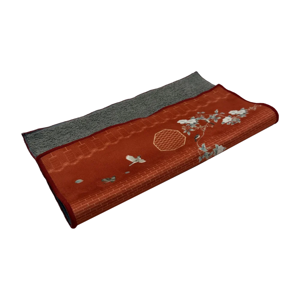Accessories — Fabric table runner